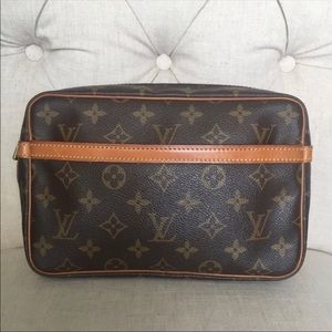 Authentic Louis Vuitton Compeigne 23